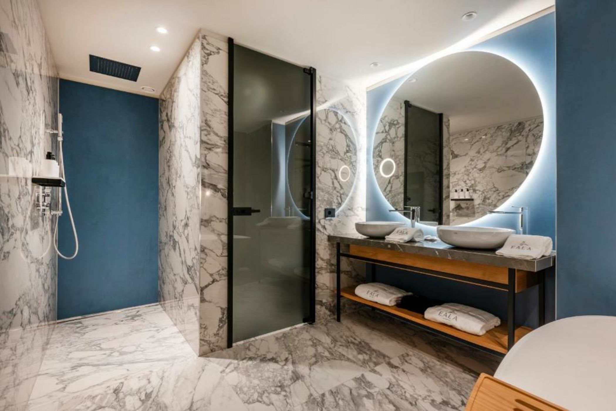 EALA My Lakeside Dream - Adults Friendly