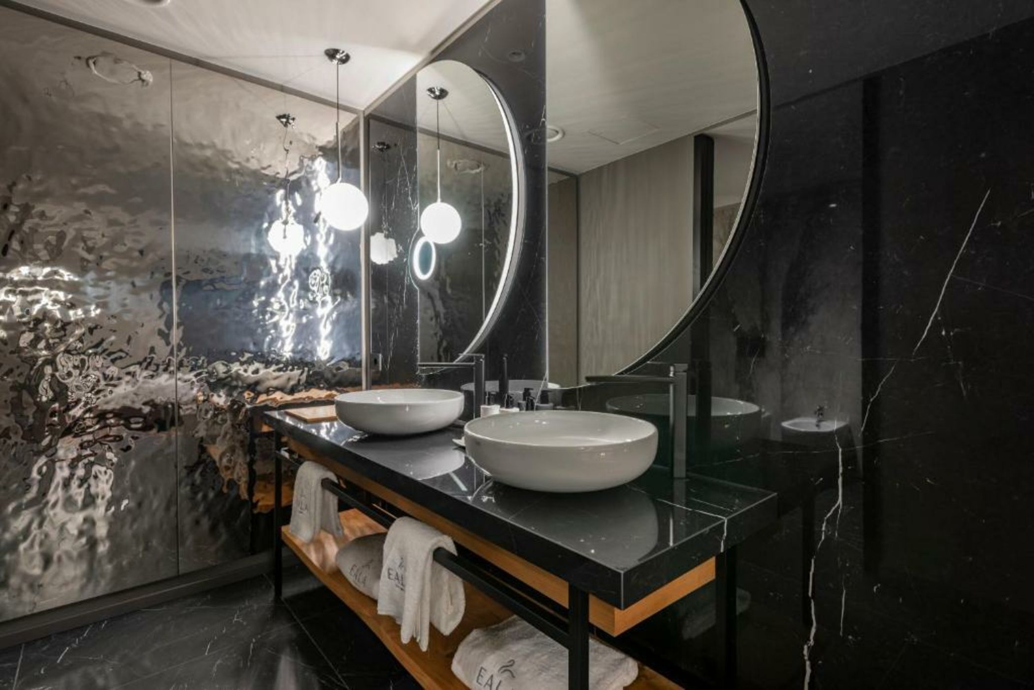 EALA My Lakeside Dream - Adults Friendly