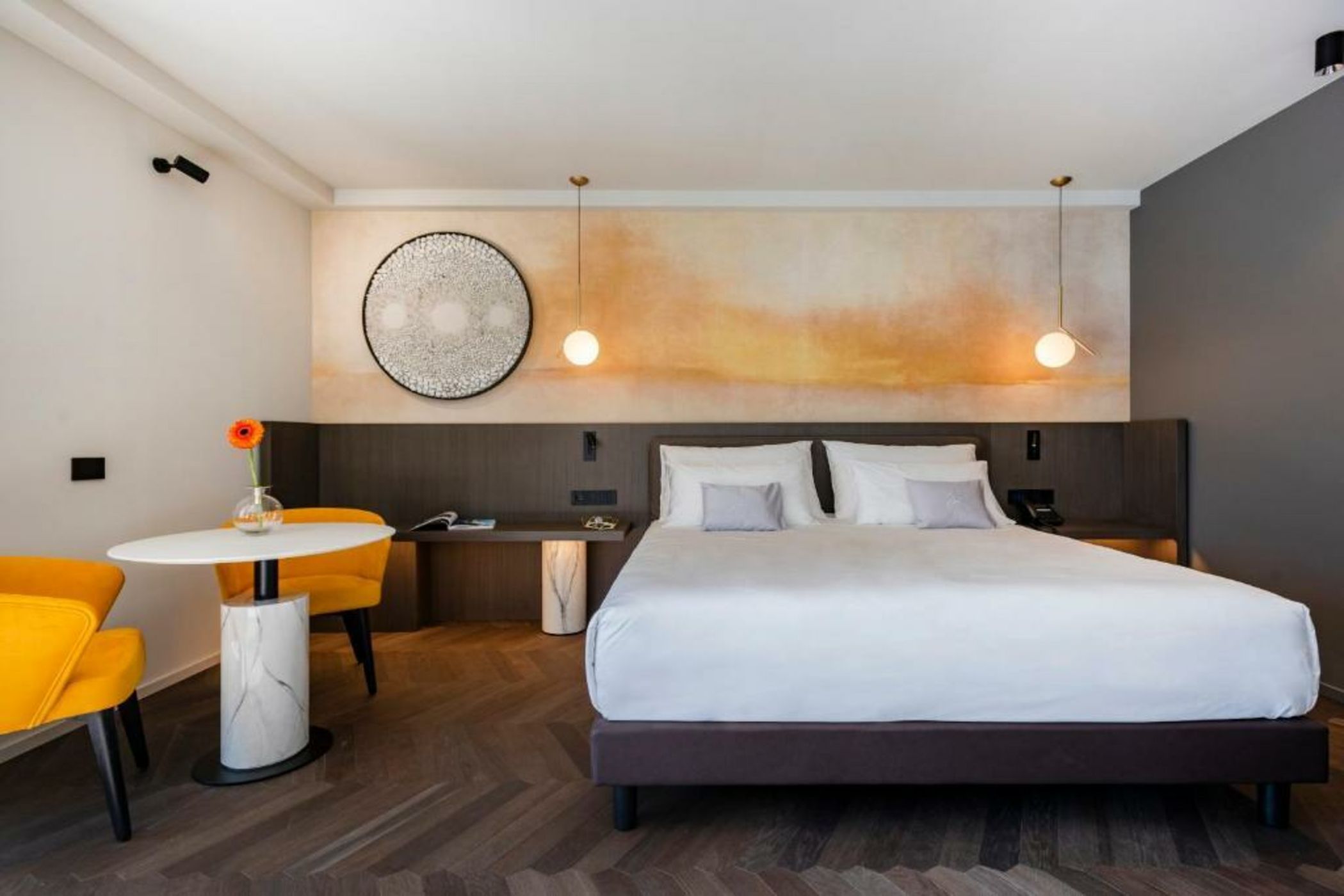 EALA My Lakeside Dream - Adults Friendly