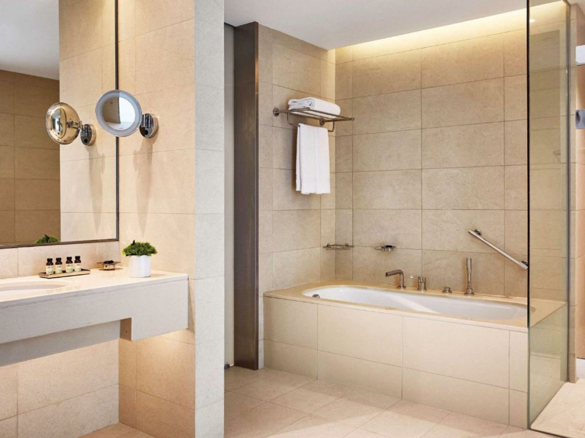 Pullman Doha West Bay