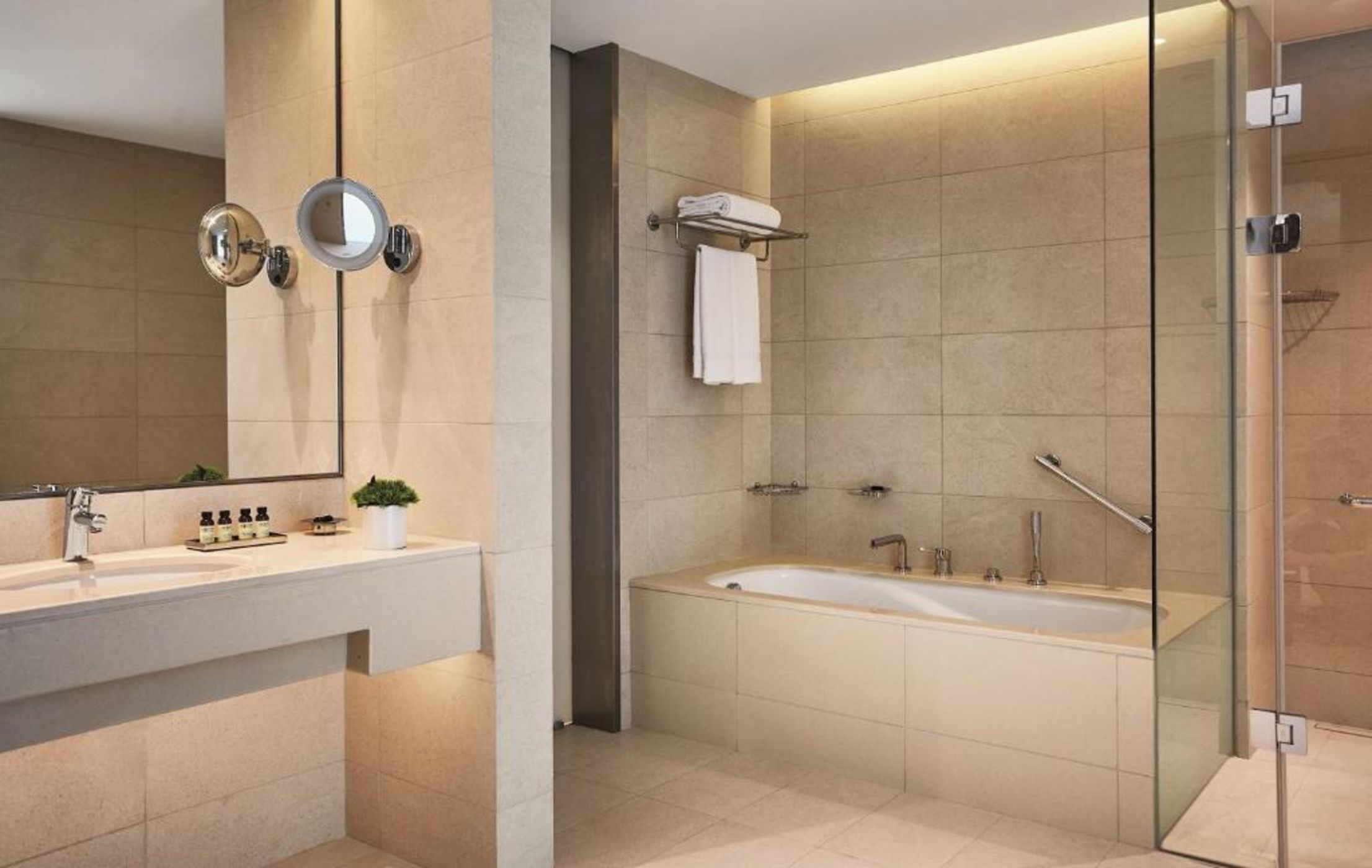 Pullman Doha West Bay