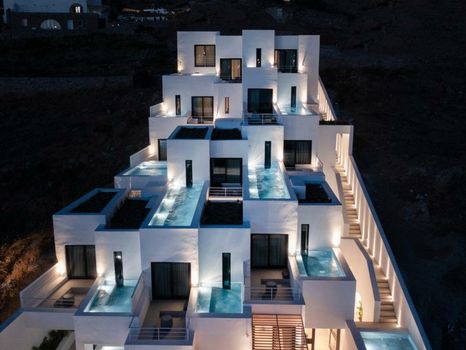 CUBIC HOTEL