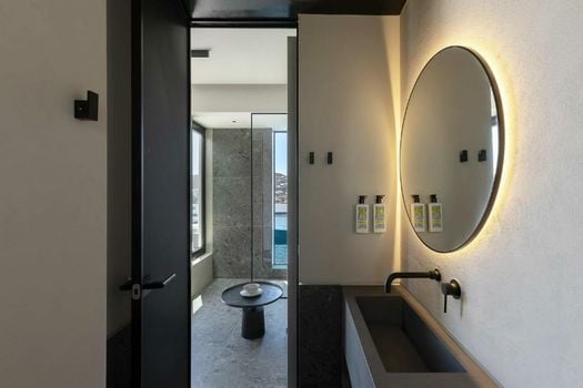 CUBIC HOTEL