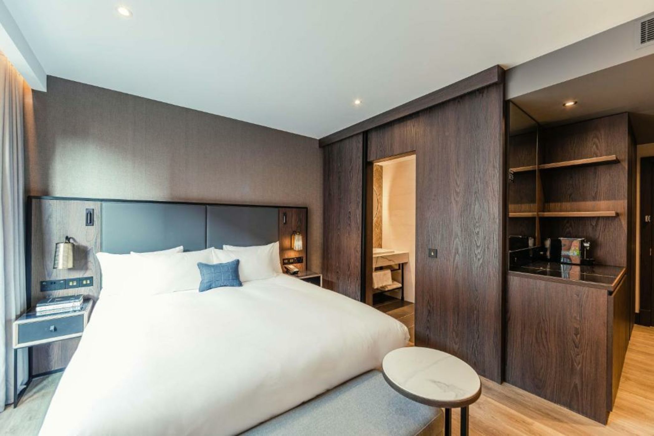 The Fellows House Cambridge, Curio Collection By Hilton