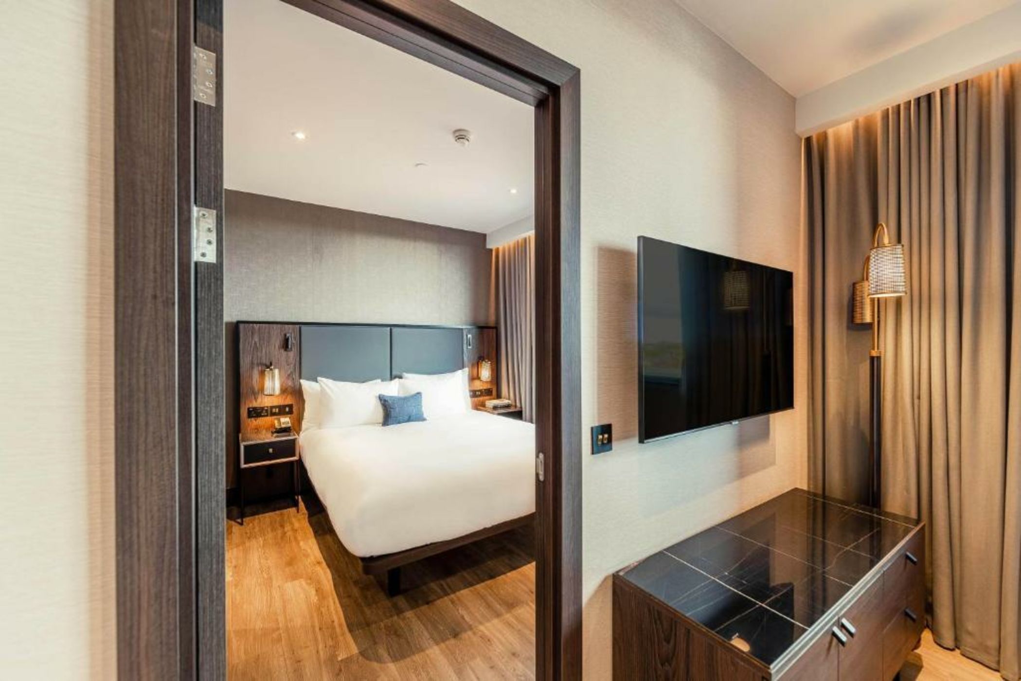 The Fellows House Cambridge, Curio Collection By Hilton