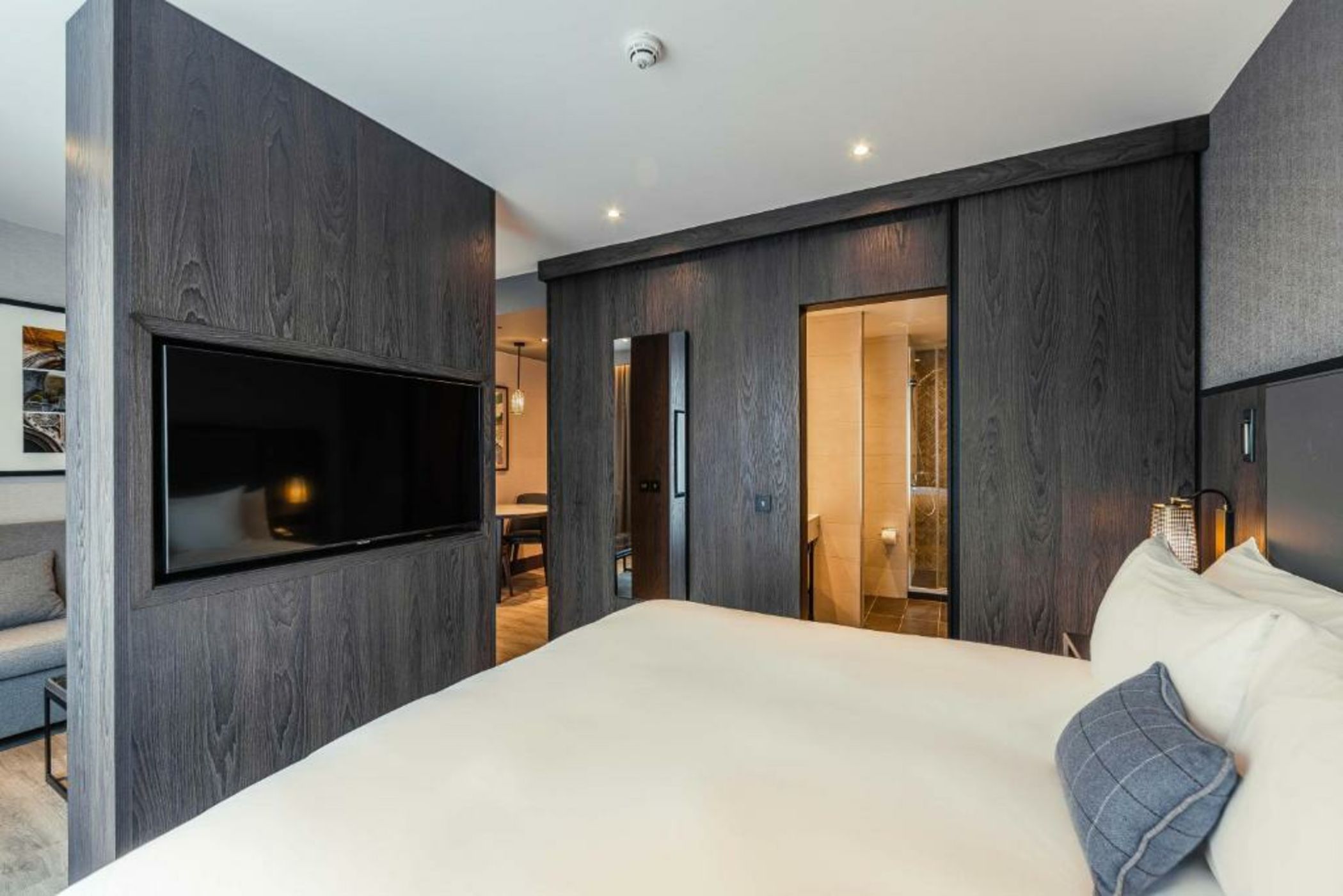 The Fellows House Cambridge, Curio Collection By Hilton