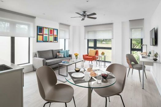 Q Square by Supercity Aparthotels