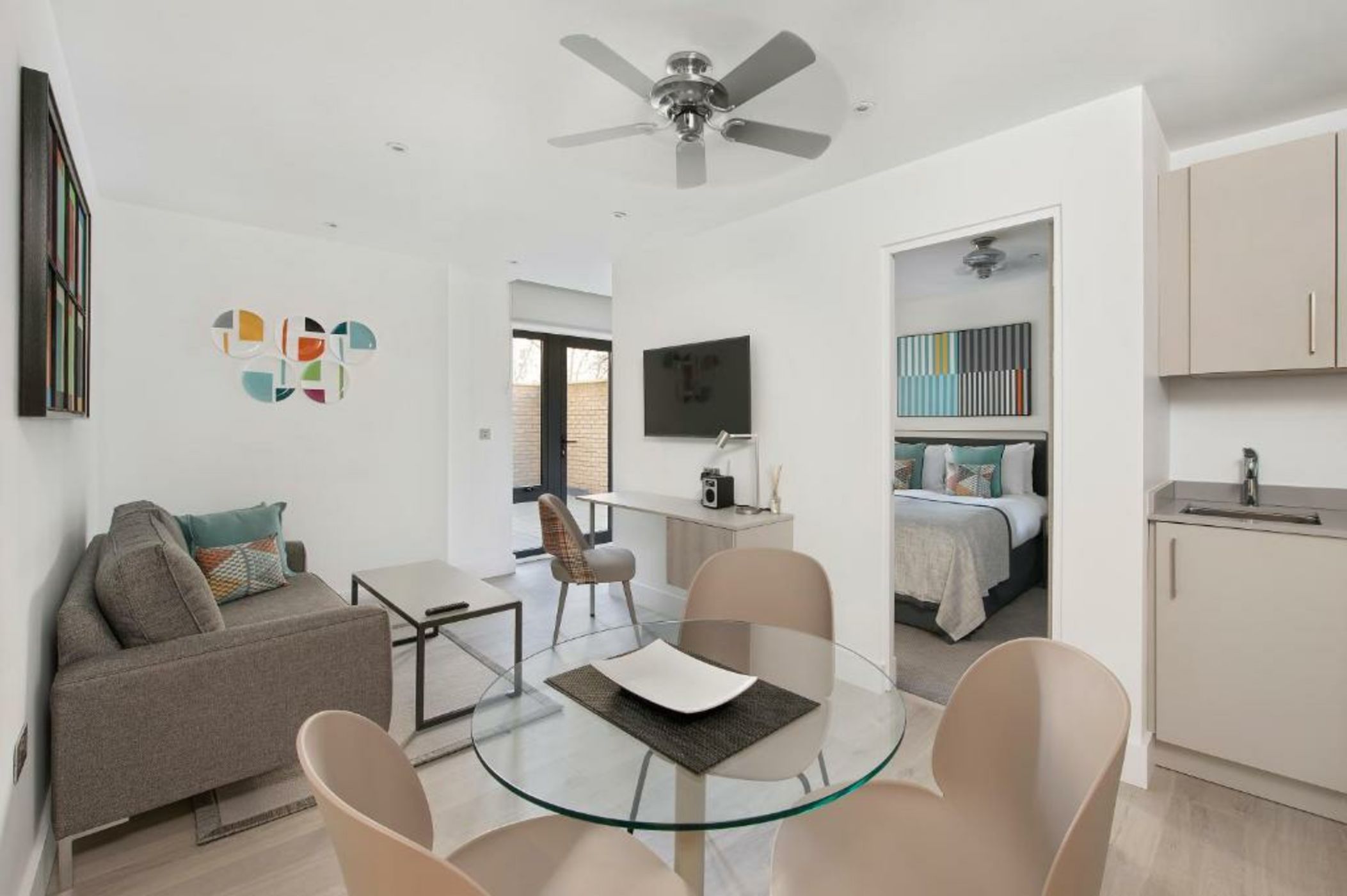 Q Square by Supercity Aparthotels