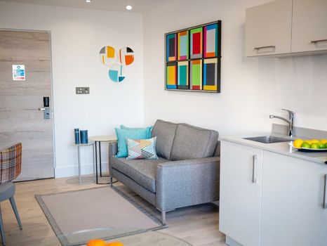 Q Square by Supercity Aparthotels