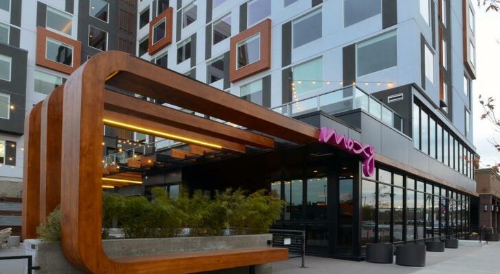 MOXY Denver Cherry Creek