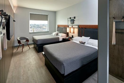 MOXY Denver Cherry Creek
