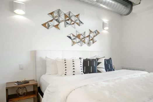 RIN207 - RiNo Art Lofts - Urban Cowboy Loft! Skyline Views!