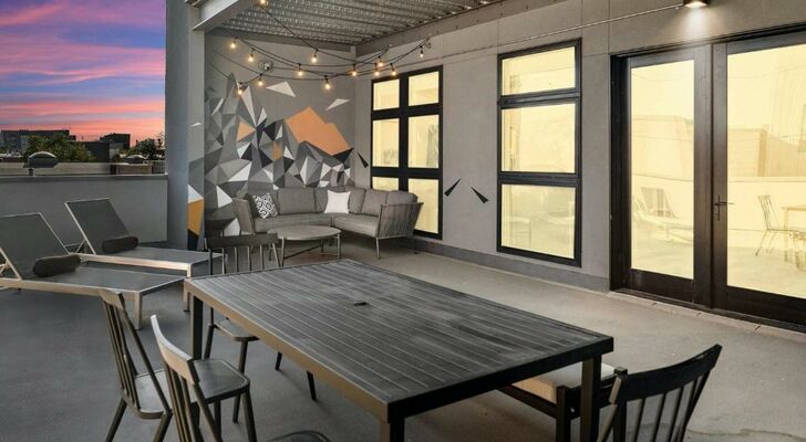 RIN207 - RiNo Art Lofts - Urban Cowboy Loft! Skyline Views!