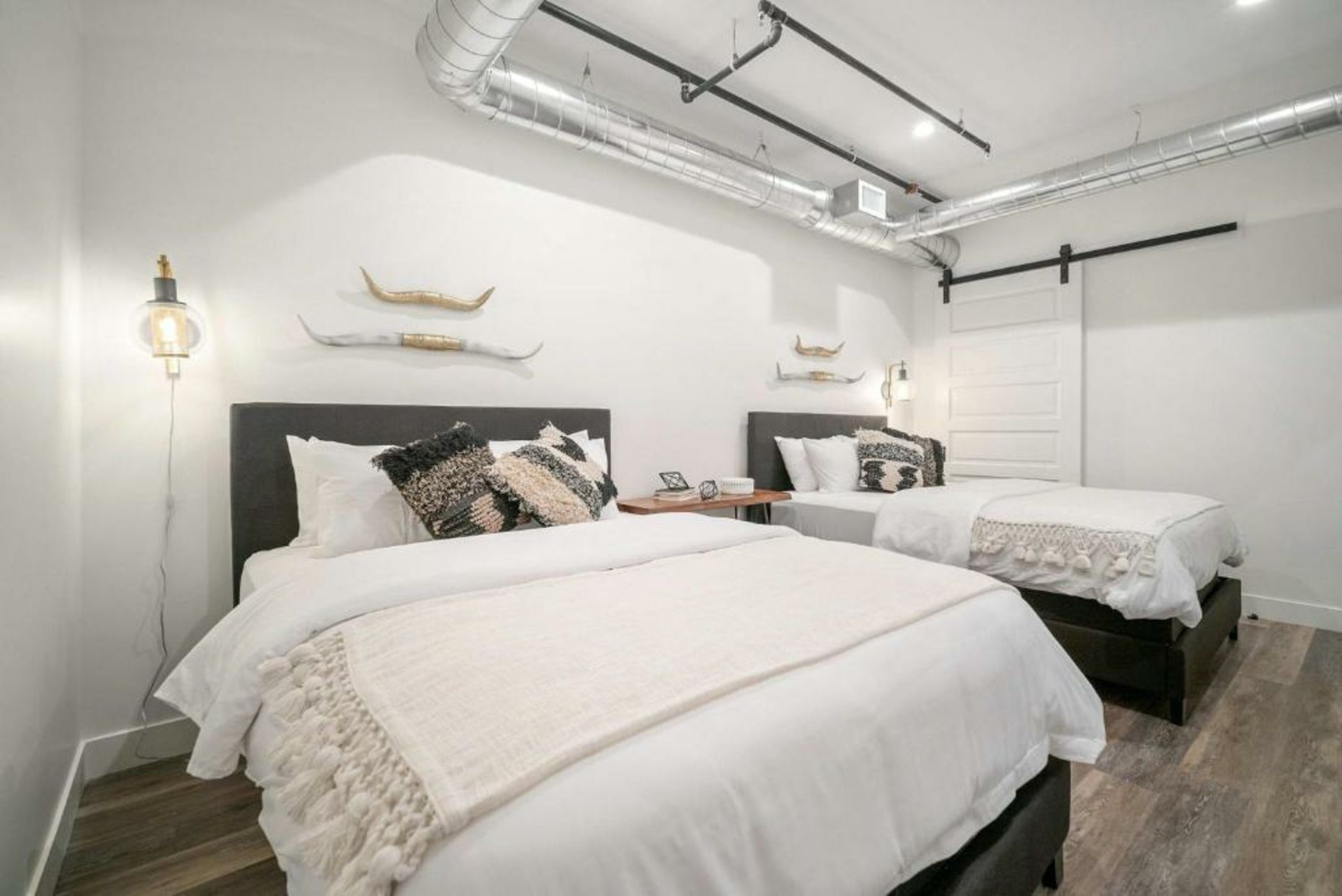 RIN207 - RiNo Art Lofts - Urban Cowboy Loft! Skyline Views!