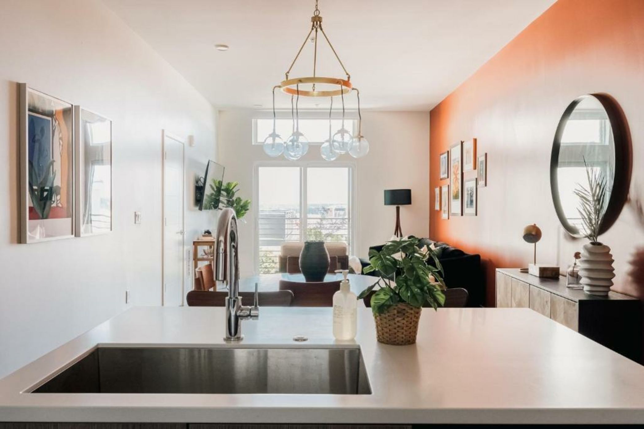 Ocean Blue - Skyline Retreat - Espadin LoHi