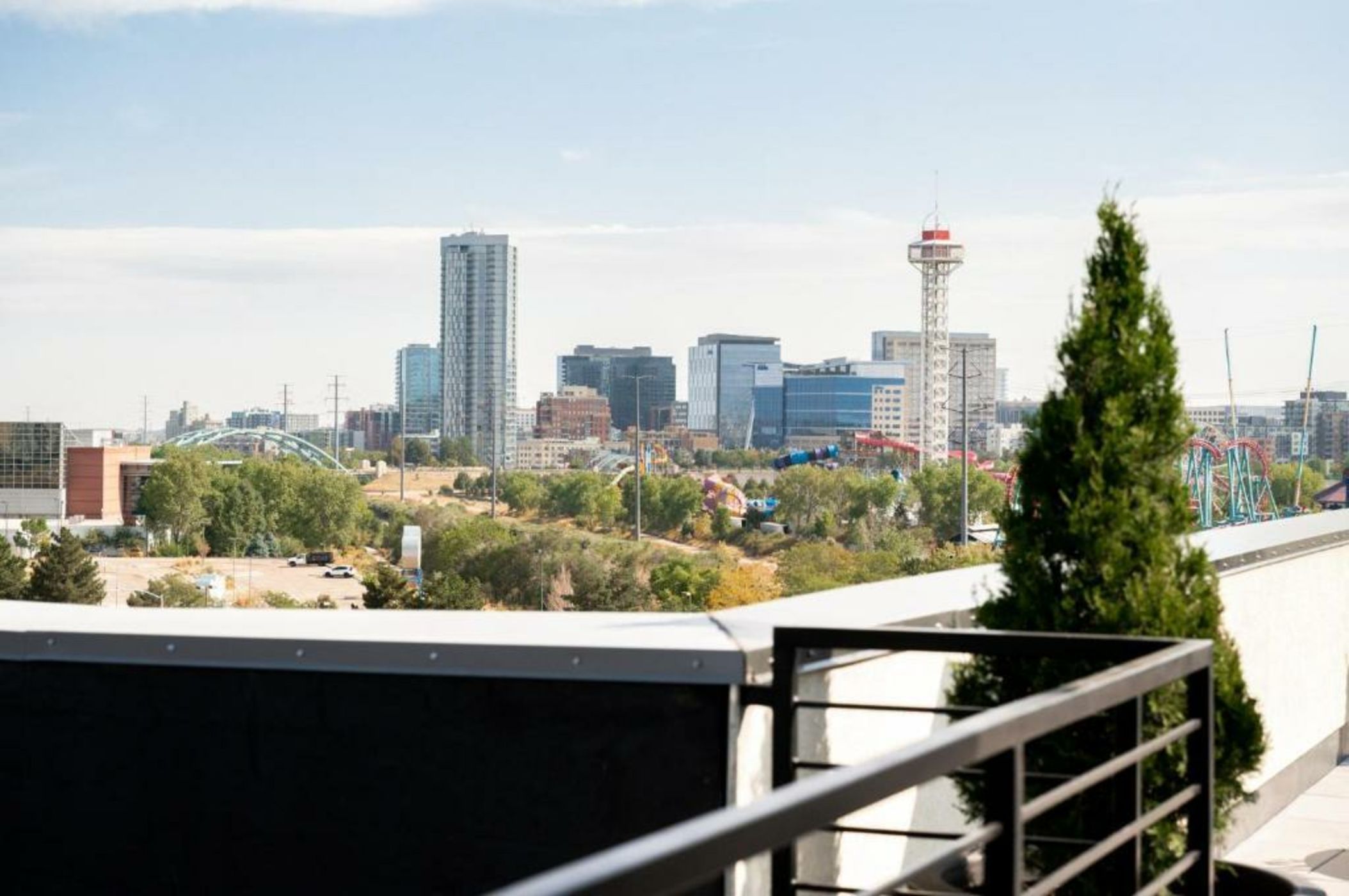 Walk to Gameday - Jefferson Park Condo - Tesoro