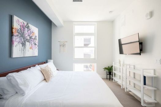 Skyline Blue Modern Loft - Espadin LoHi