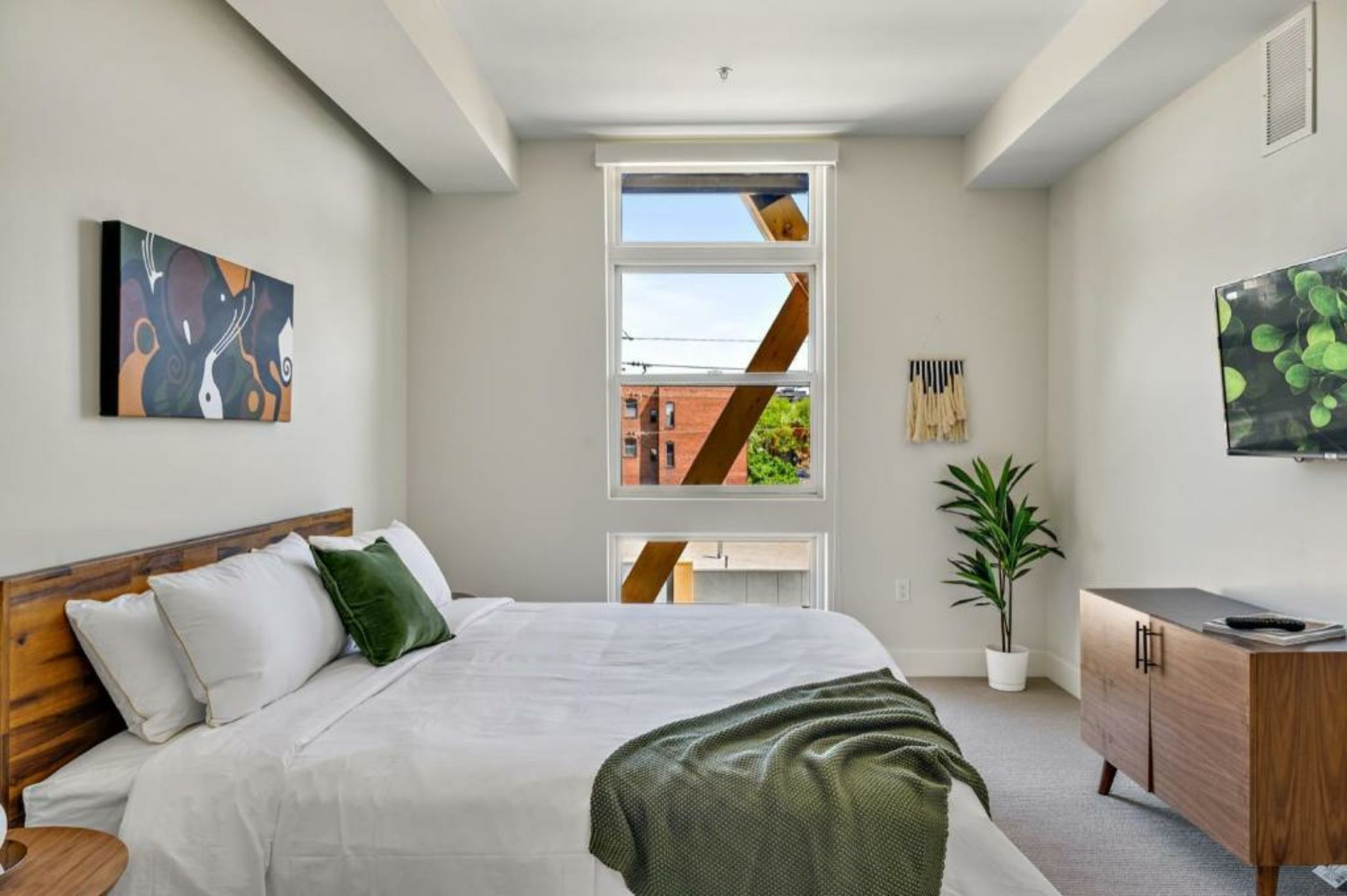 Local Artist-Inspired Prudden Loft - Espadin LoHi