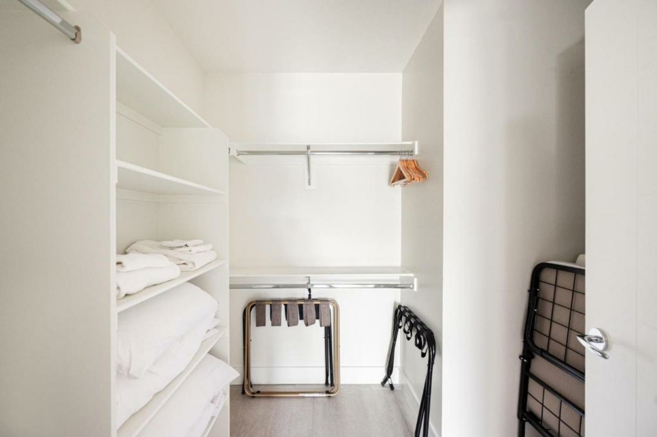 Art-Inspired Loft with Mountain View - Espadin LoHi