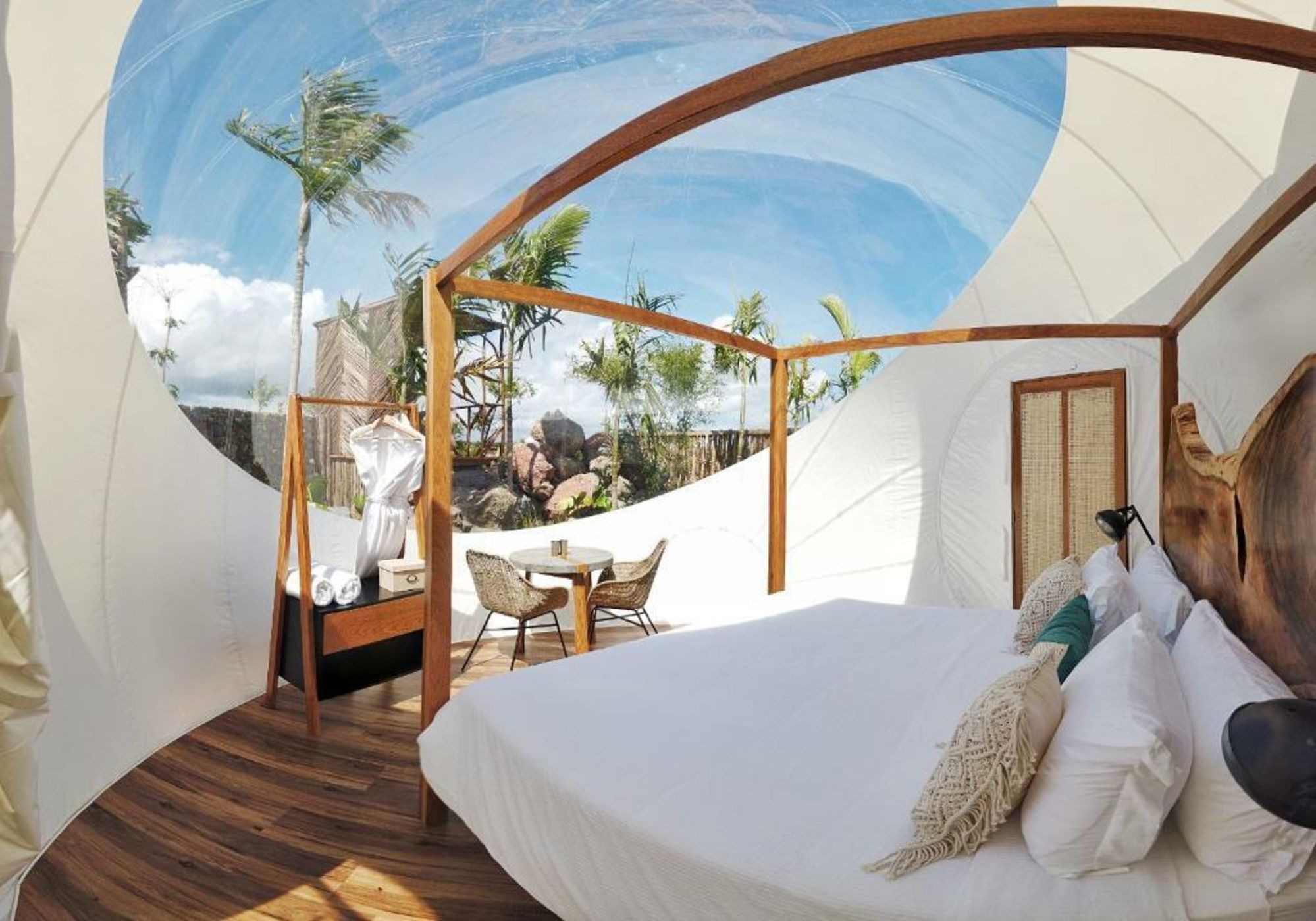 Green Land Bubble Glamping