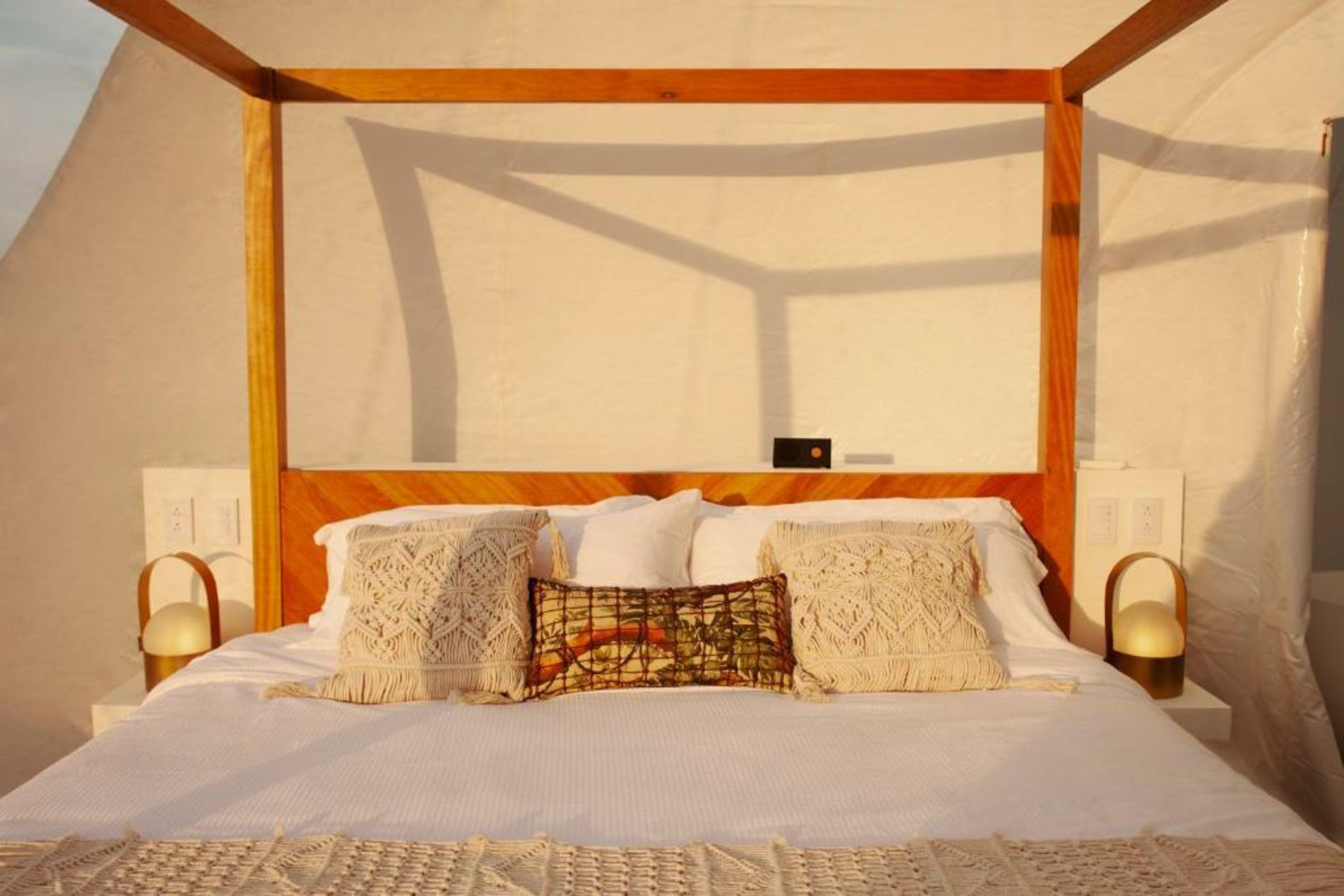 Green Land Bubble Glamping