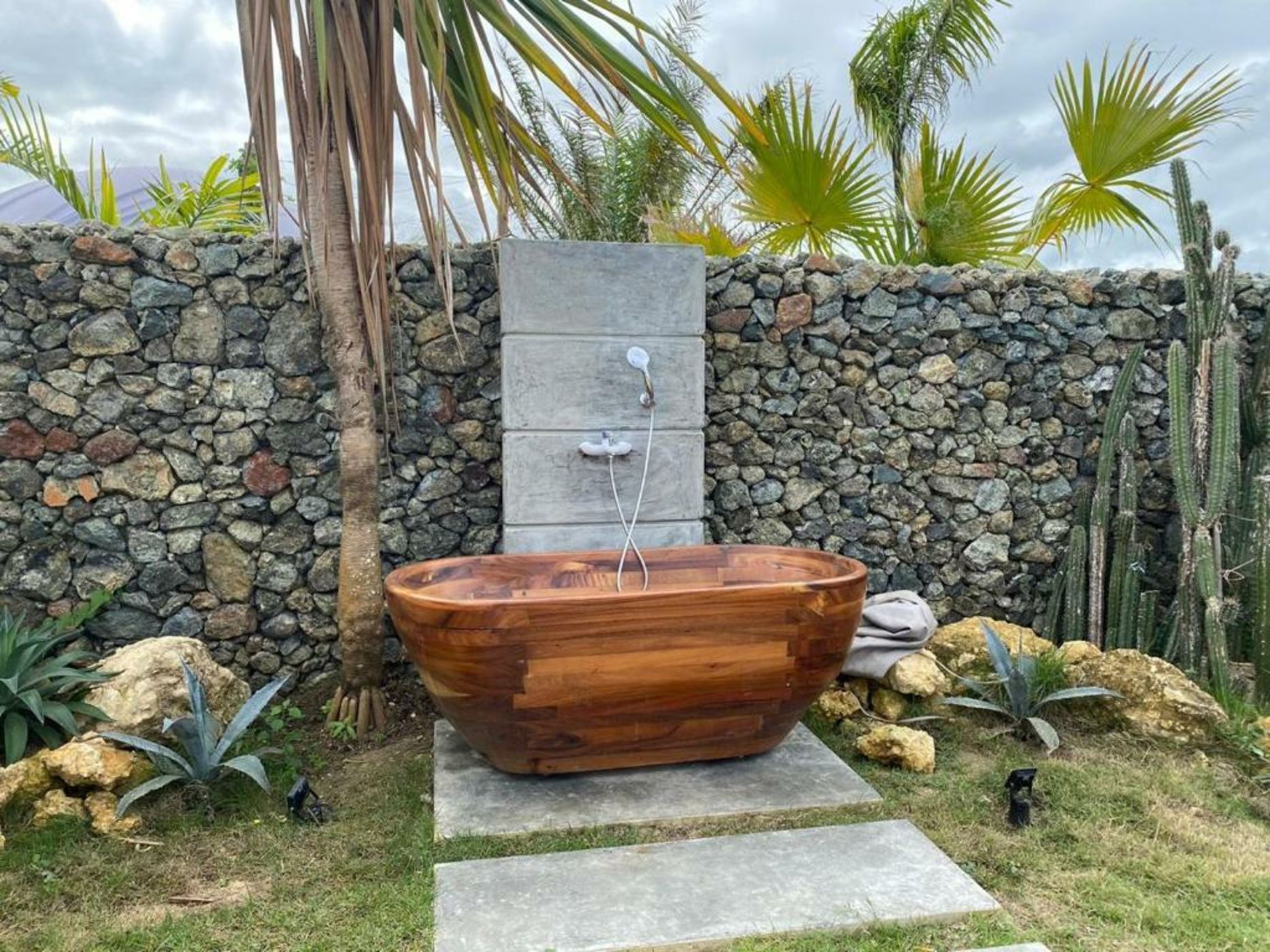 Green Land Bubble Glamping