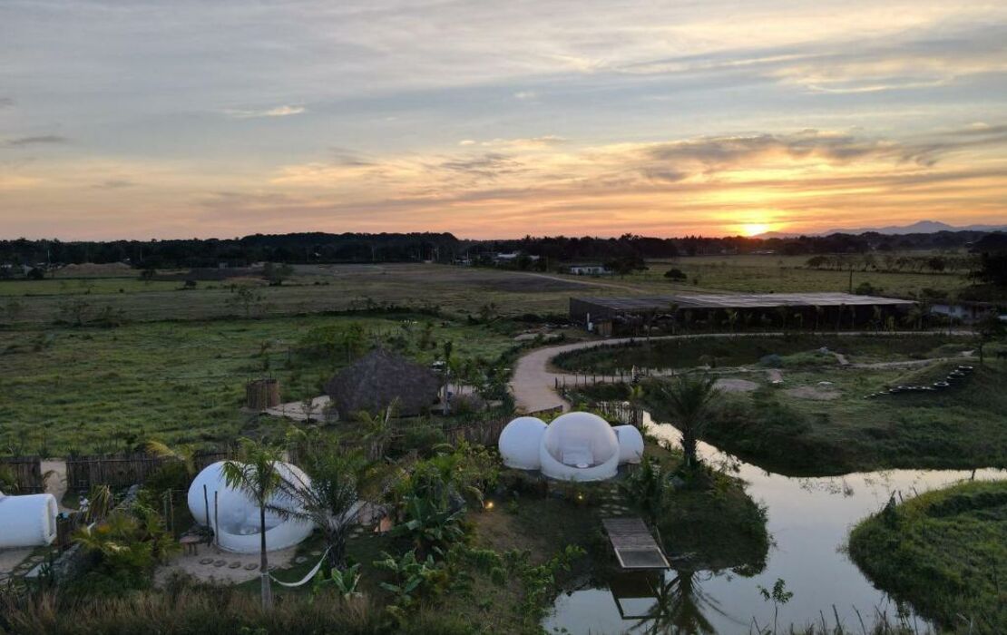 Green Land Bubble Glamping