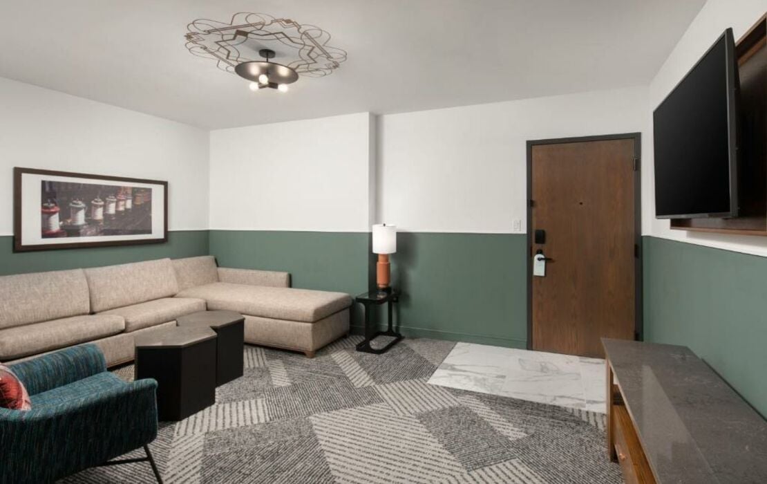 Hotel Forty Five, Macon, a Tribute Portfolio Hotel, a Design Boutique