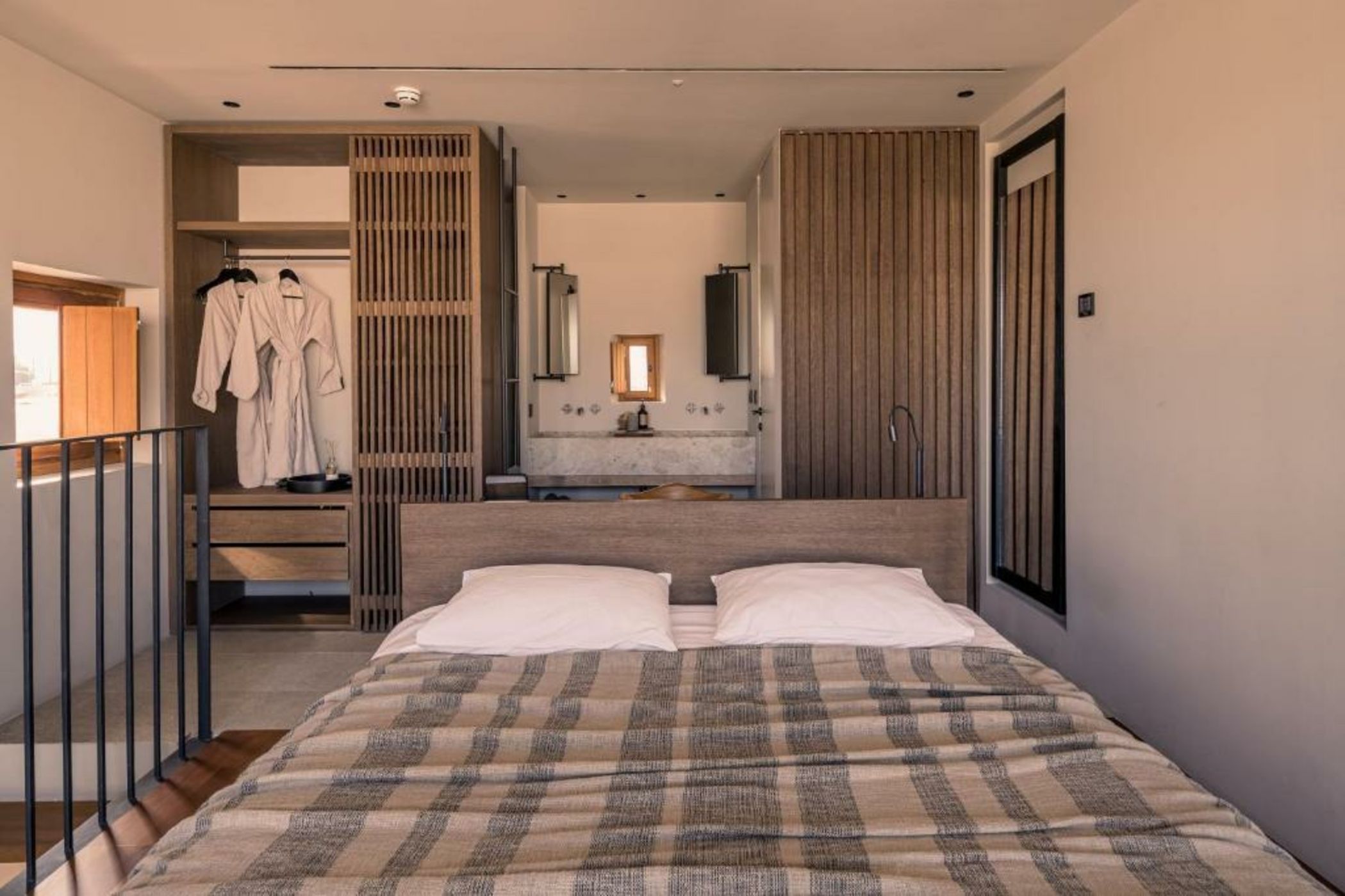 Theros All Suite Hotel - Adults Only