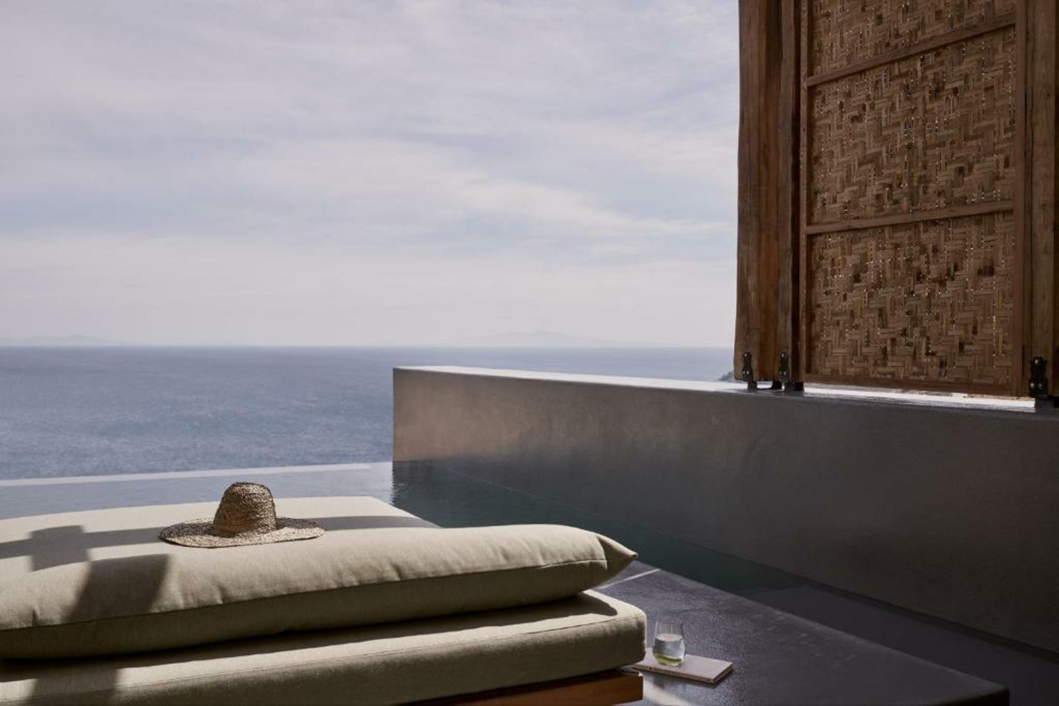 Archipelagos All Suites