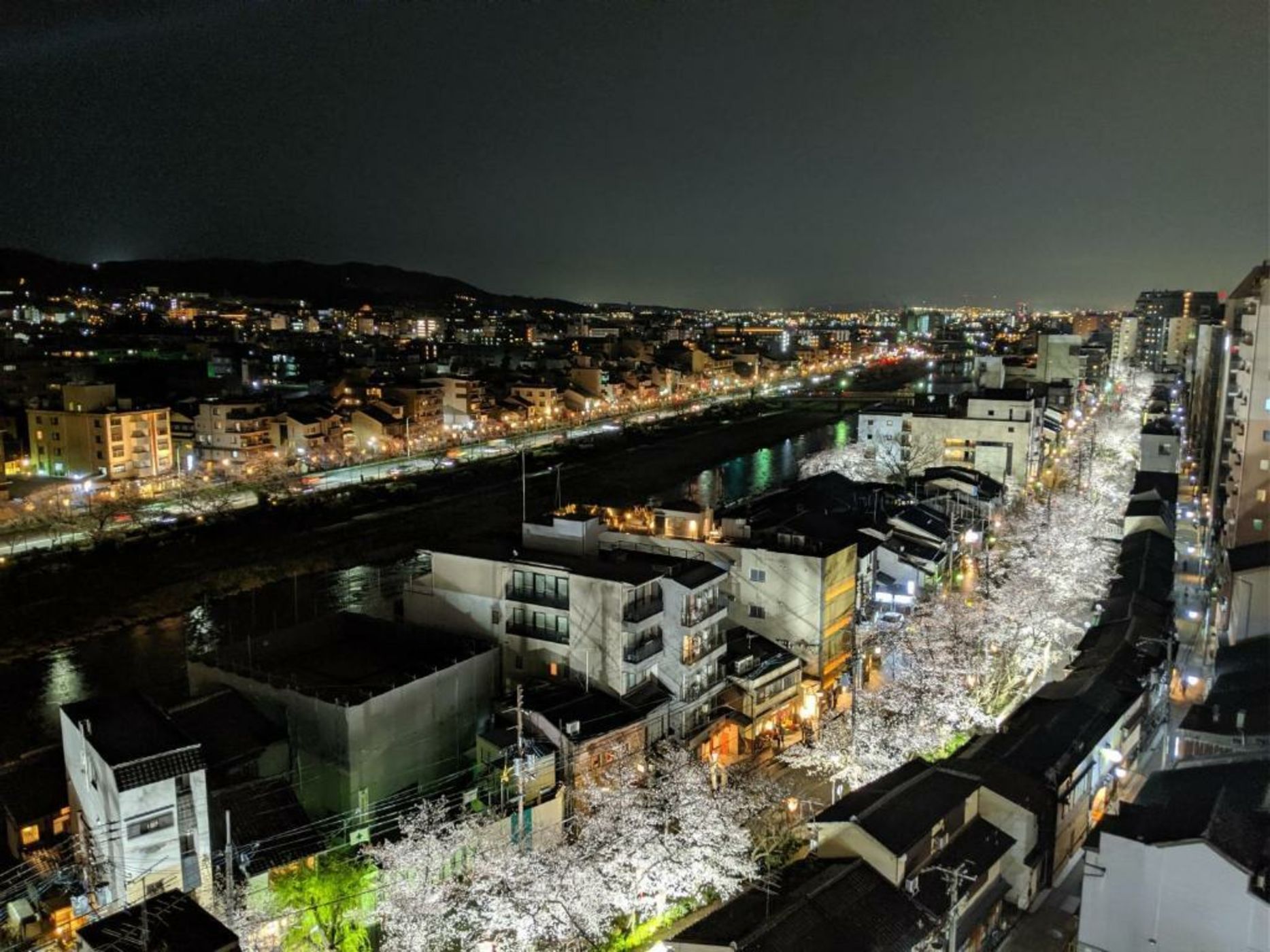 Soraniwa Terrace Bettei Kamogawa