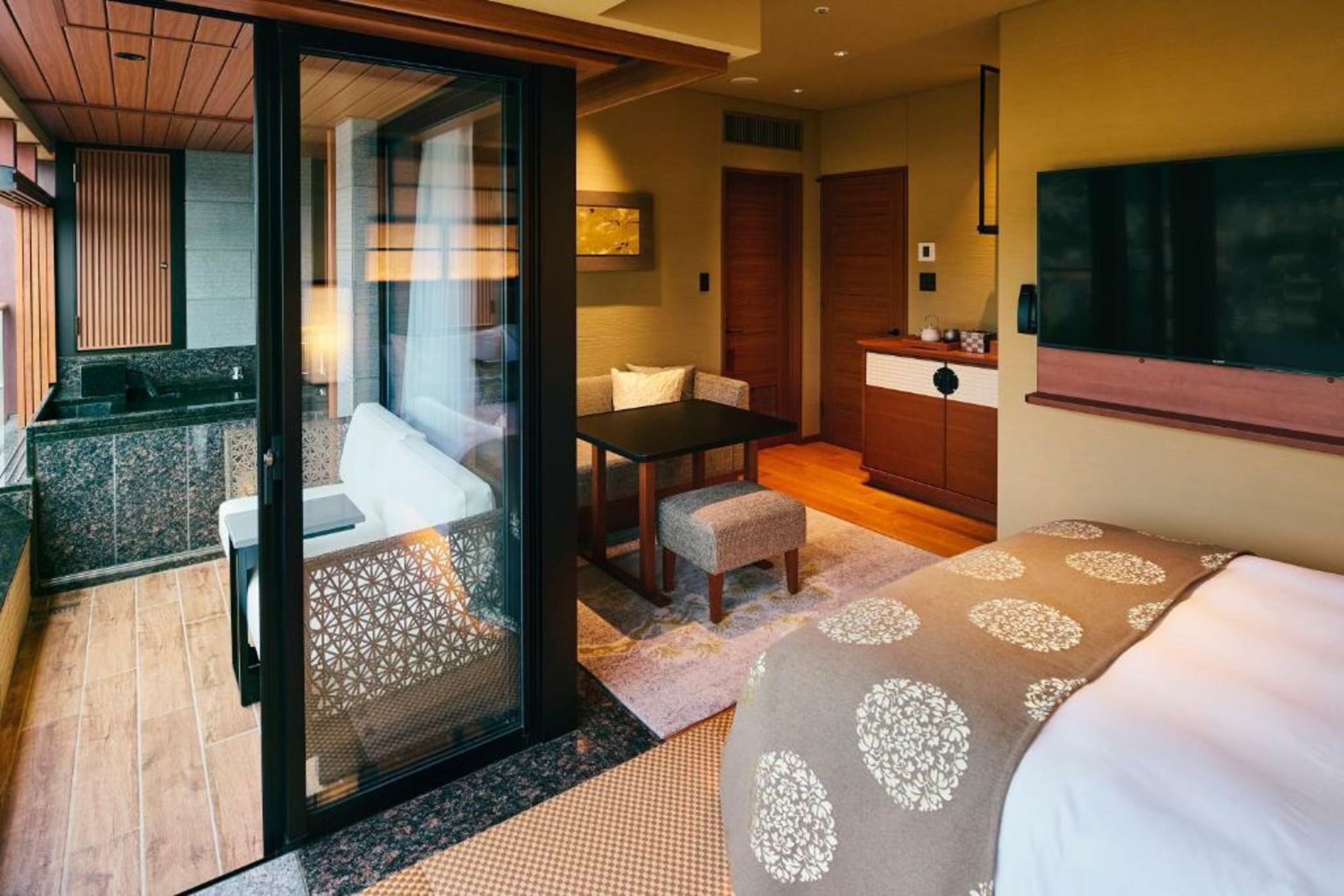 Soraniwa Terrace Bettei Kamogawa