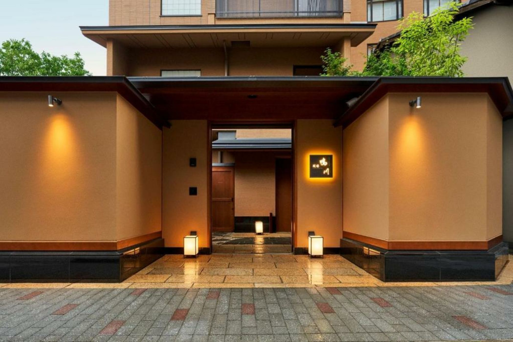 Soraniwa Terrace Bettei Kamogawa