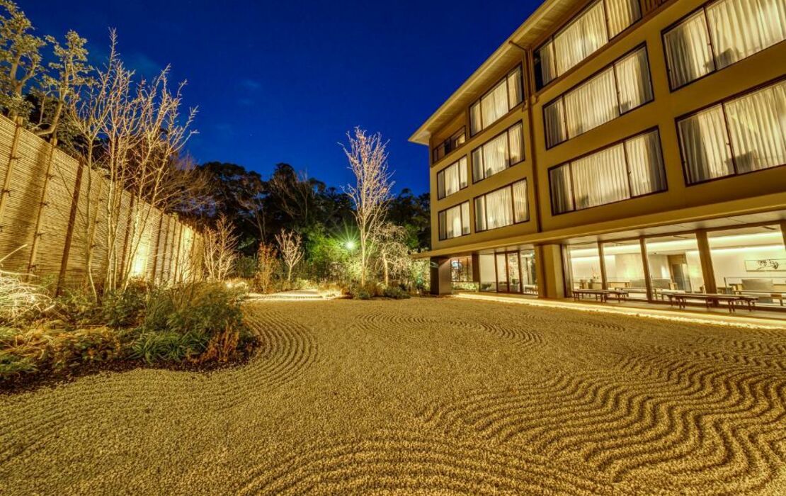 Hotel Okura Kyoto Okazaki Bettei Age Requirement 12 over, a Design