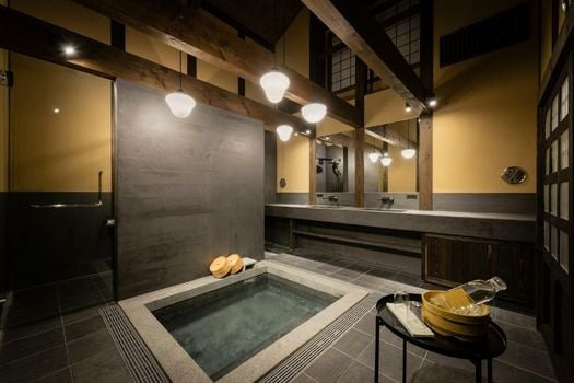 Nazuna Kyoto Gosho