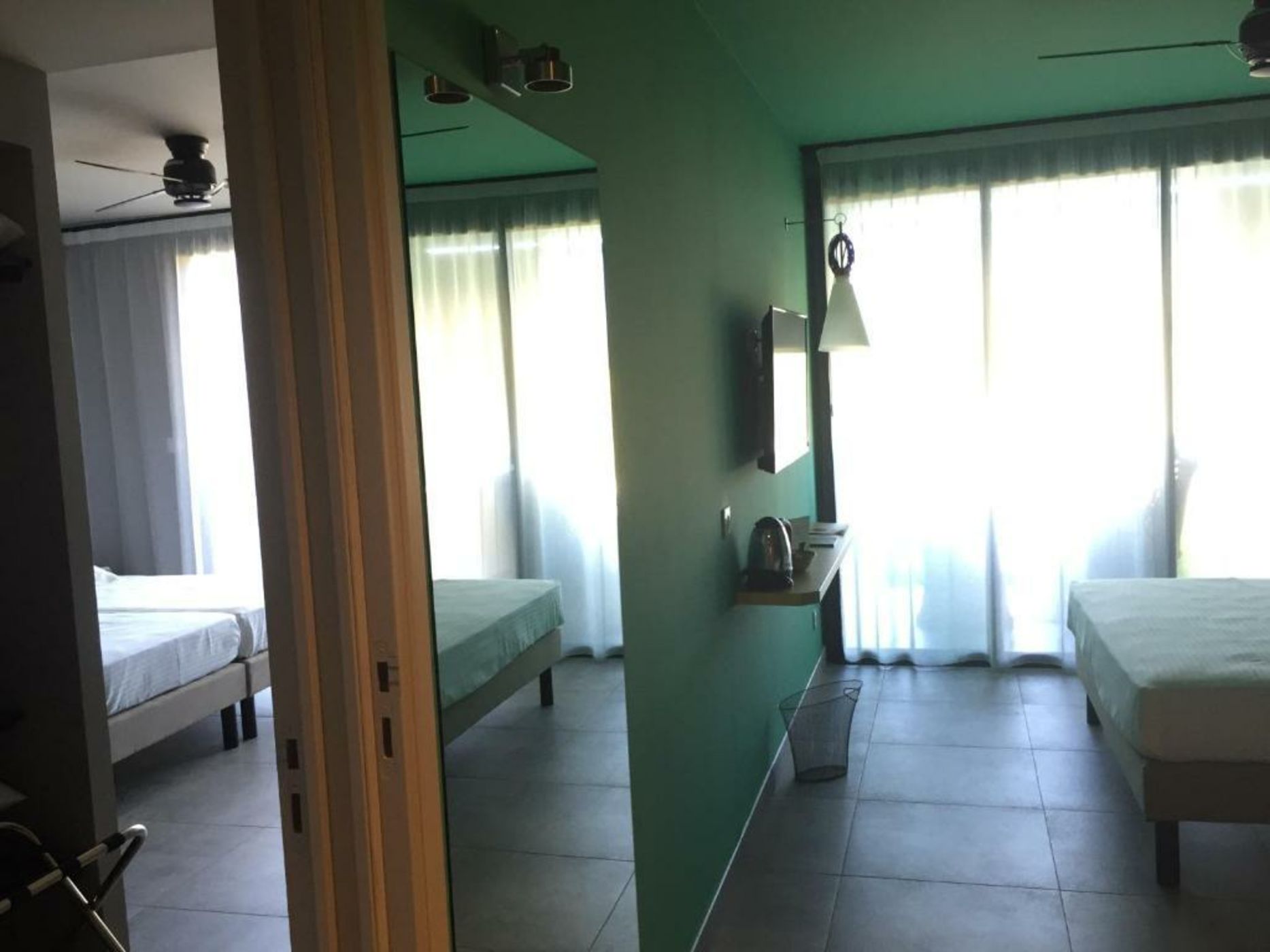 Dina Morgabine Saint Gilles