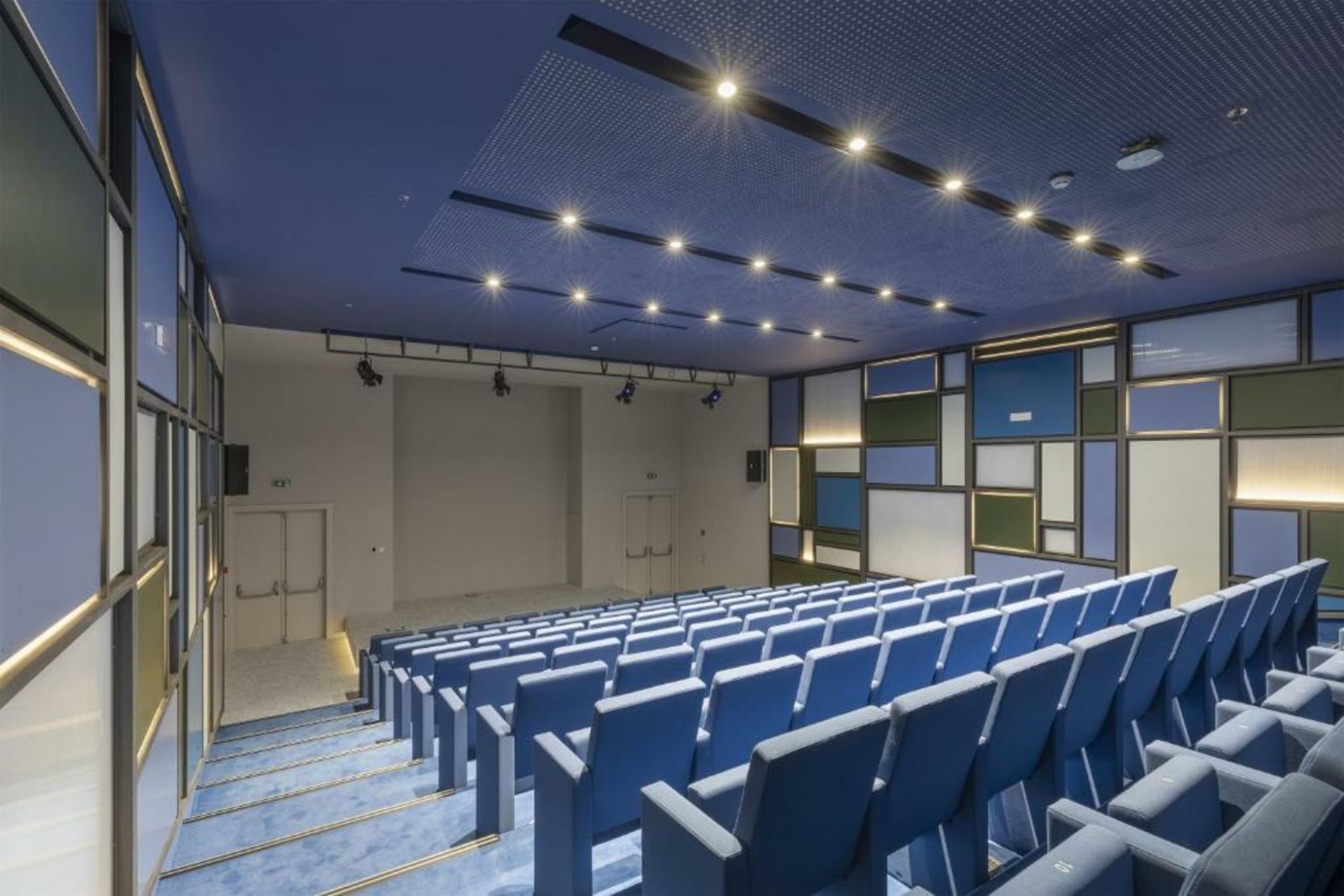 NEXT - by Savoy Signature