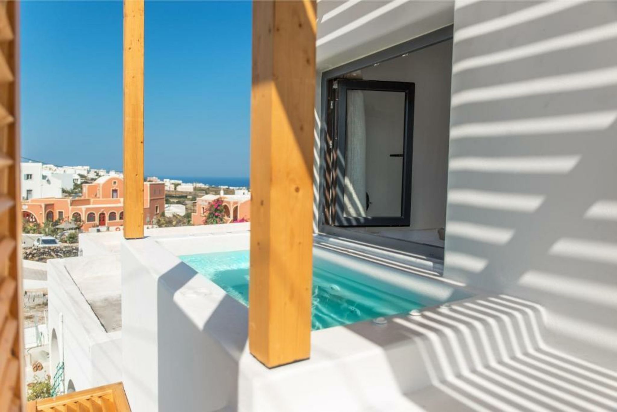 North Wind Luxury Suites