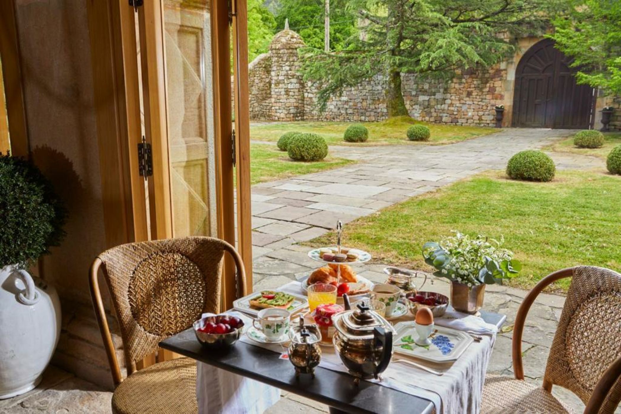 Helguera Palacio Boutique & Antique