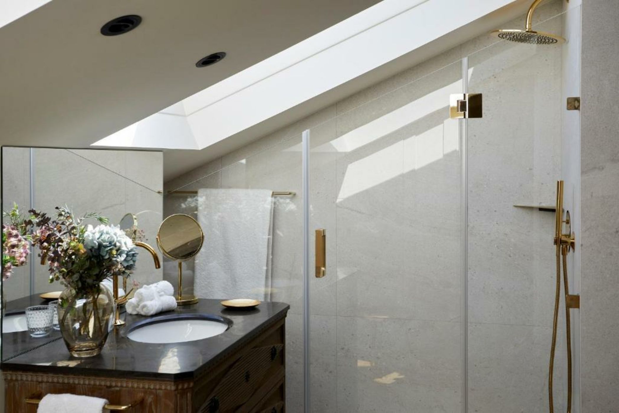 Helguera Palacio Boutique & Antique