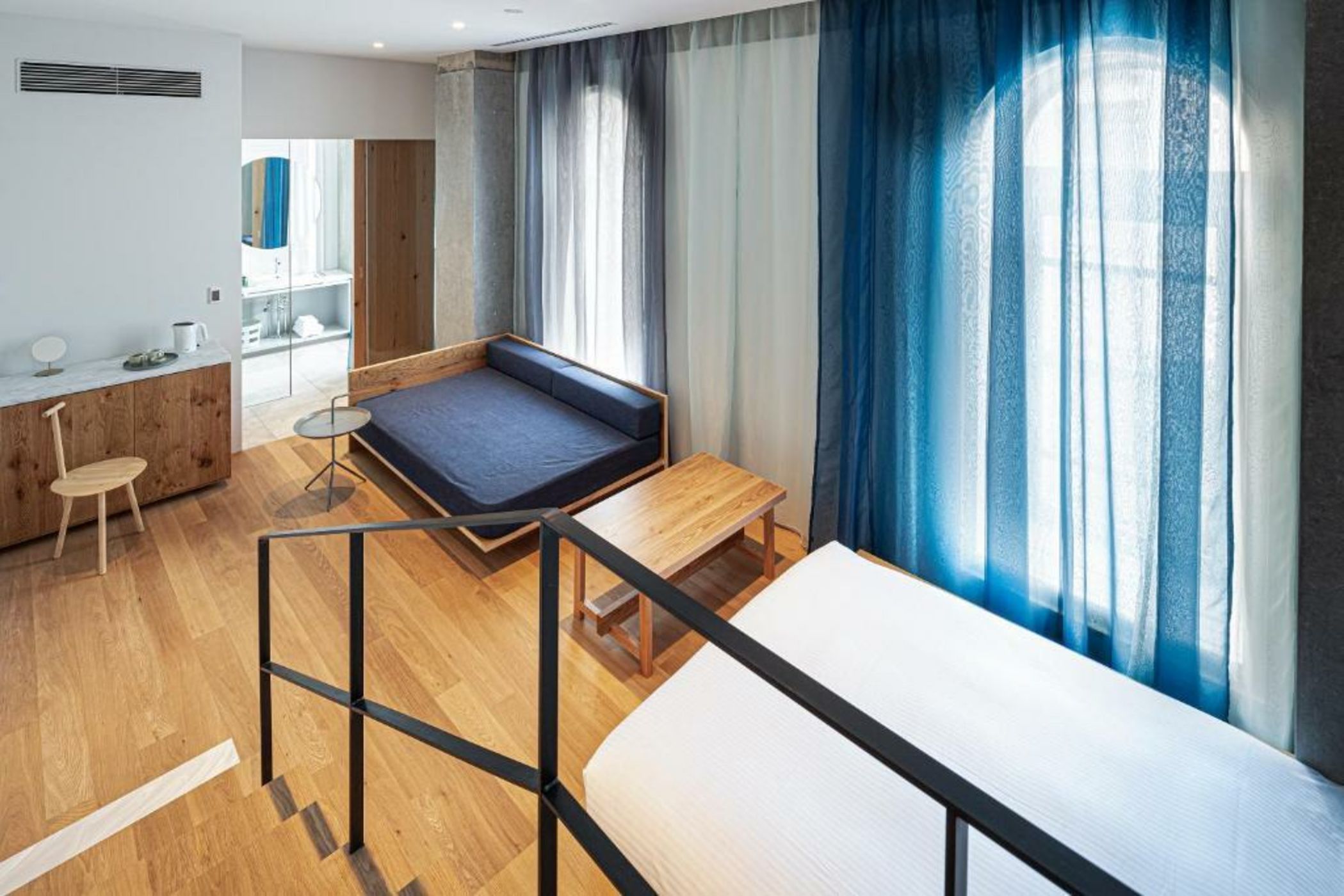 TSUGU Kyoto Sanjo by THE SHARE HOTELS