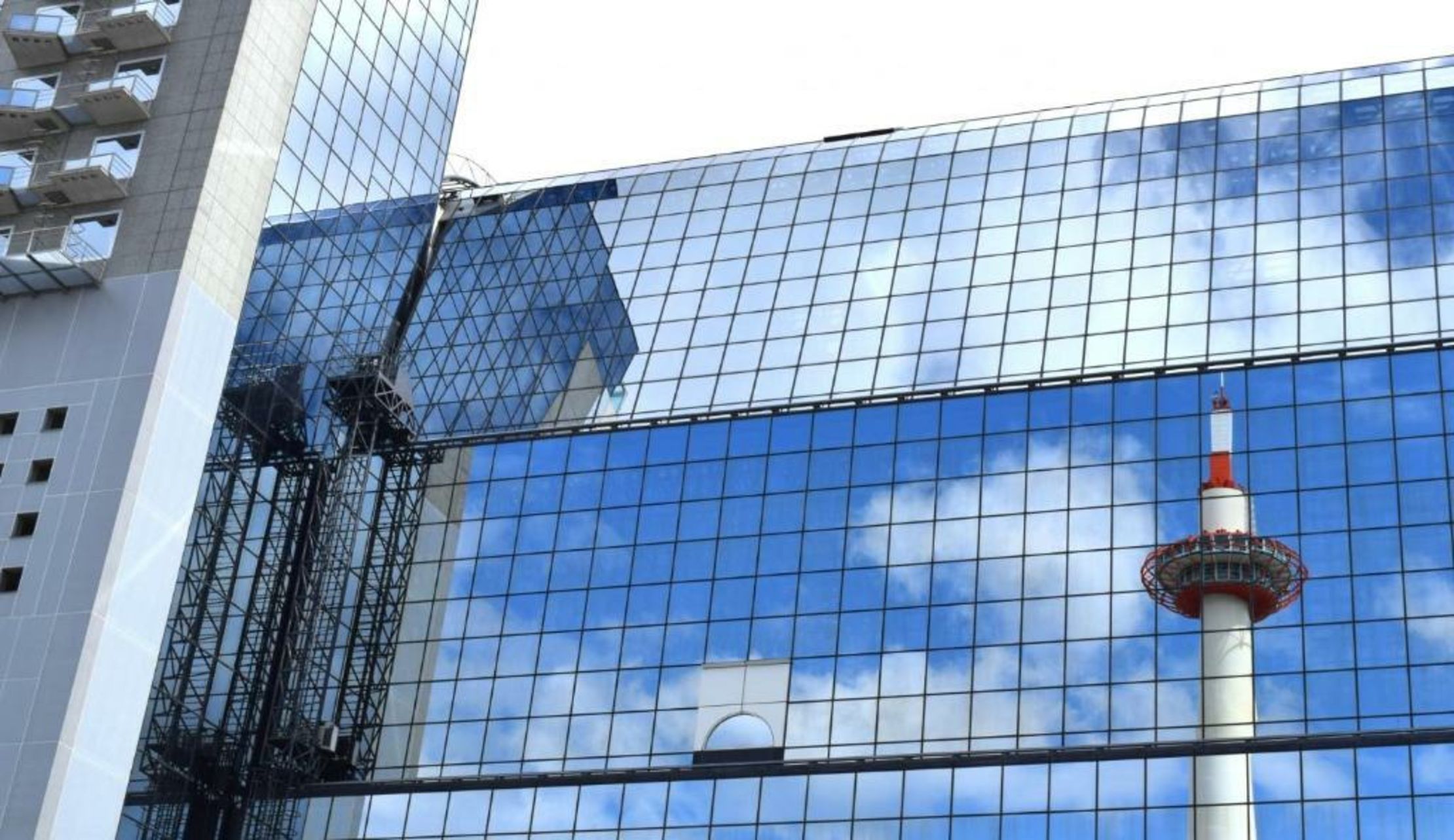 TSUGU Kyoto Sanjo by THE SHARE HOTELS