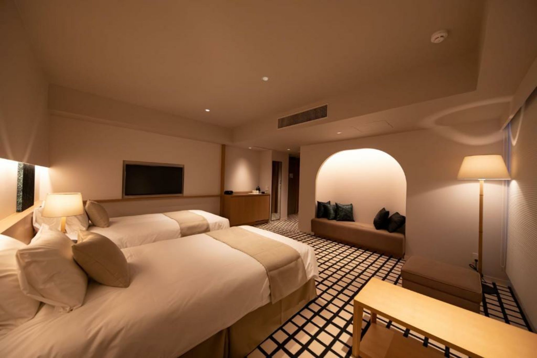 THE GENERAL KYOTO Shijou Shinmachi