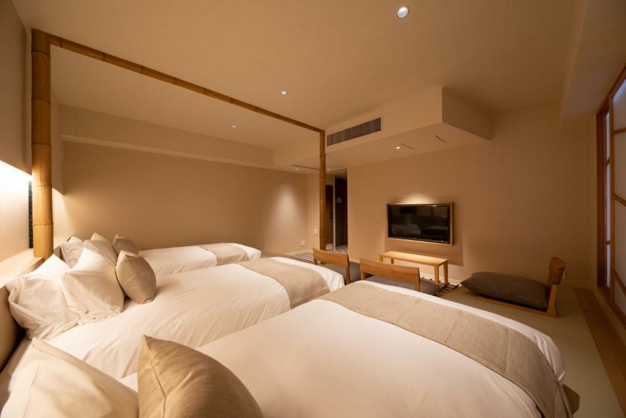 THE GENERAL KYOTO Shijou Shinmachi