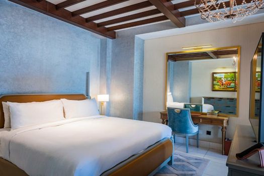 Al Habtoor Polo Resort