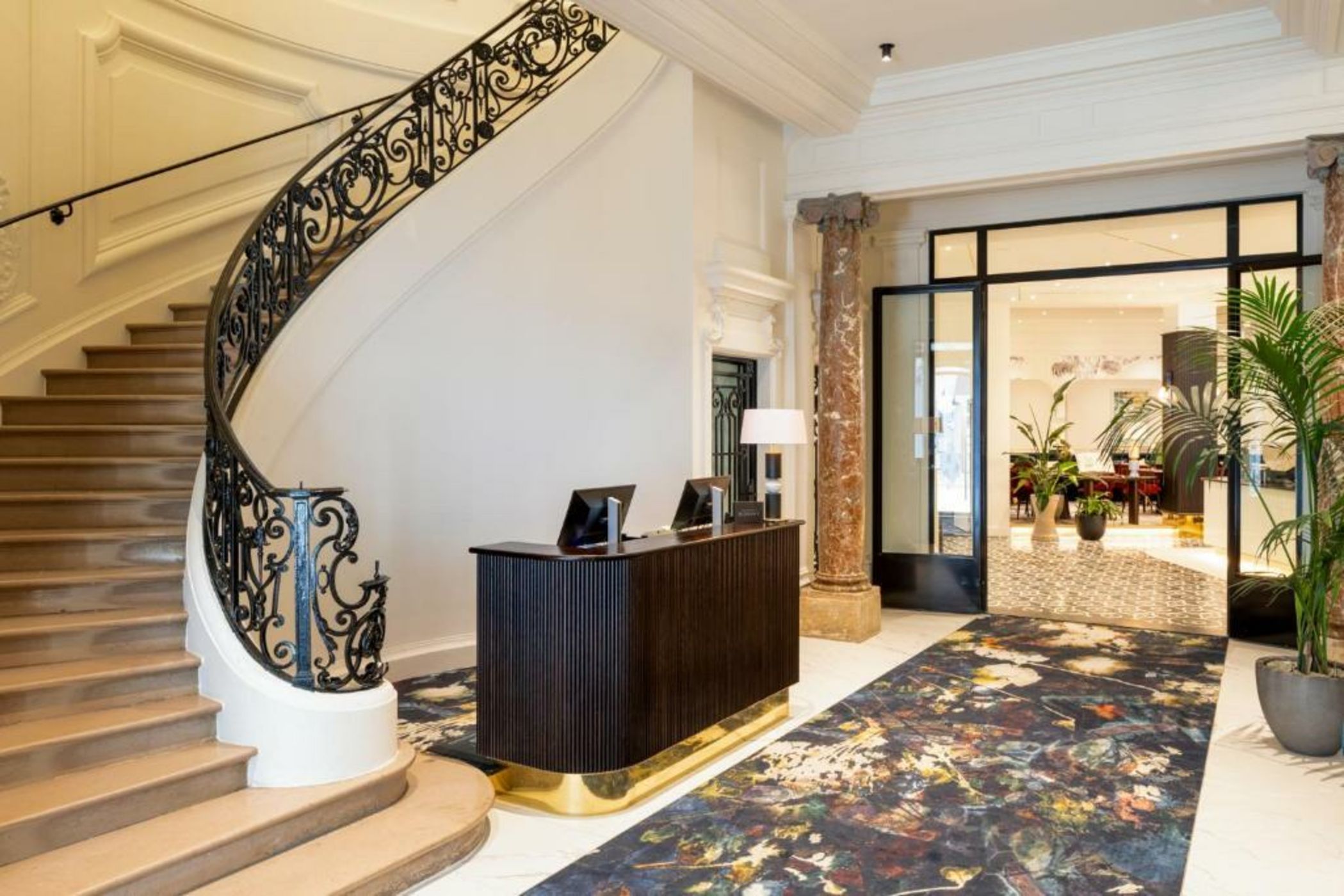 Sapphire House Antwerp, Autograph Collection