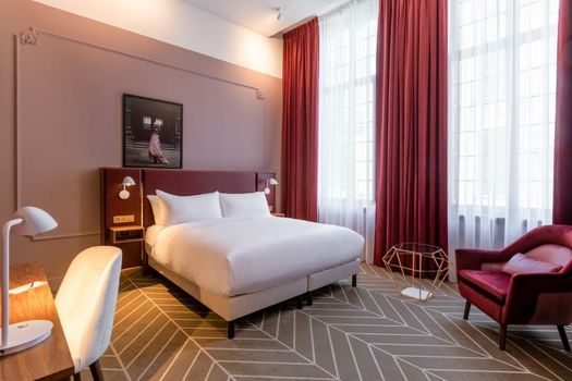 Sapphire House Antwerp, Autograph Collection