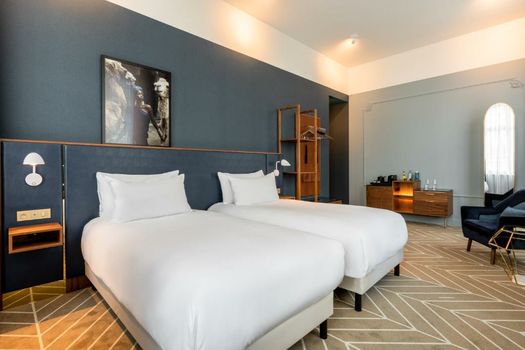 Sapphire House Antwerp, Autograph Collection