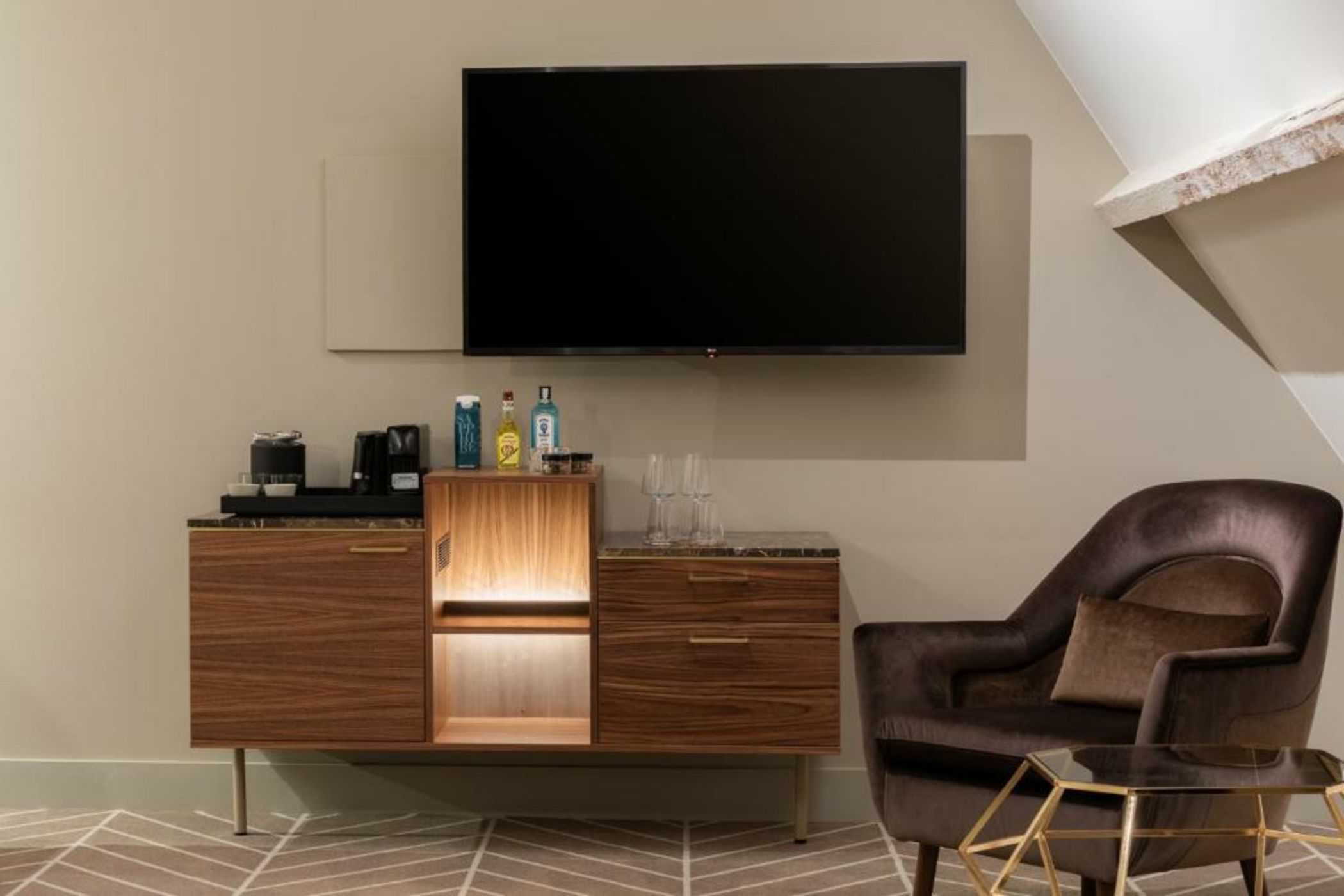 Sapphire House Antwerp, Autograph Collection