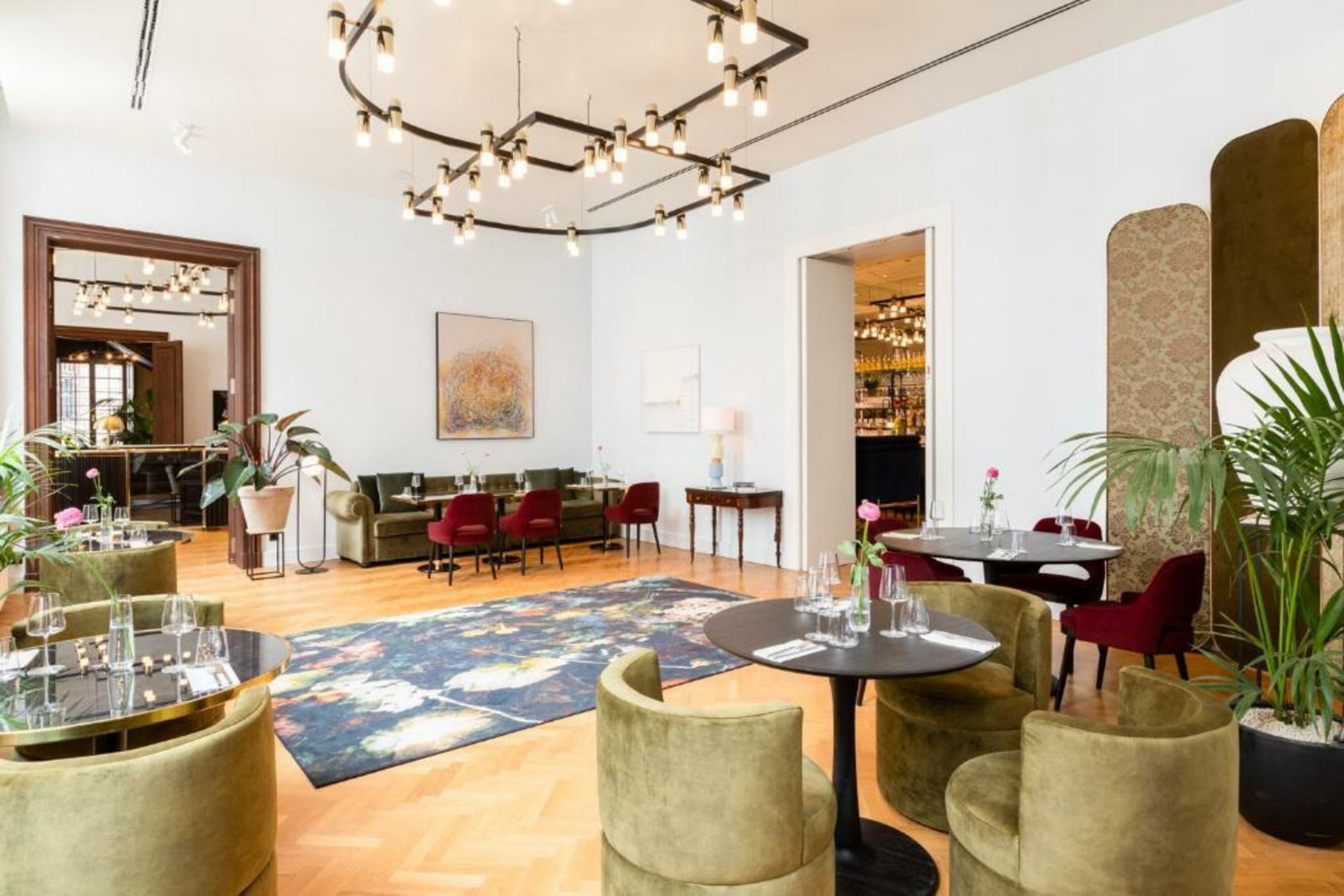 Sapphire House Antwerp, Autograph Collection